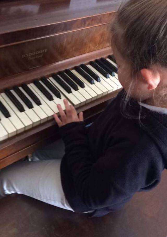 Banks Premium Piano Lessons | 49 Seaboard Ave, Lake Wales, FL 33853, USA | Phone: (863) 224-0913