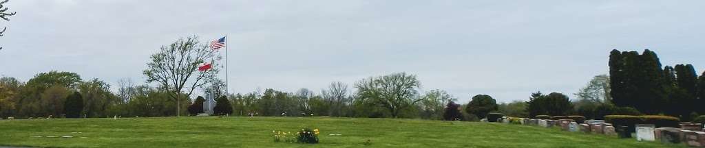 Saint Adalberts Cemetery / Polish Union Cemetery | 3706 R South 13th Street, Milwaukee, WI 53221, USA | Phone: (414) 483-3663