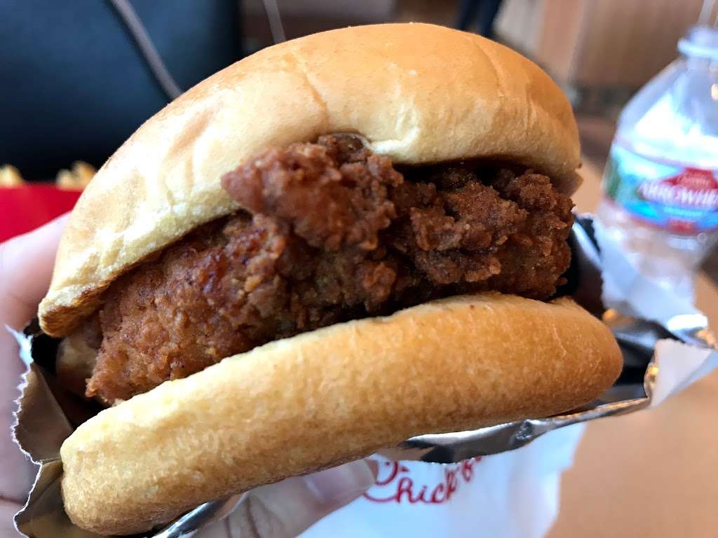 Chick-fil-A | 18200 Hawthorne Blvd, Torrance, CA 90504, USA | Phone: (310) 371-7320