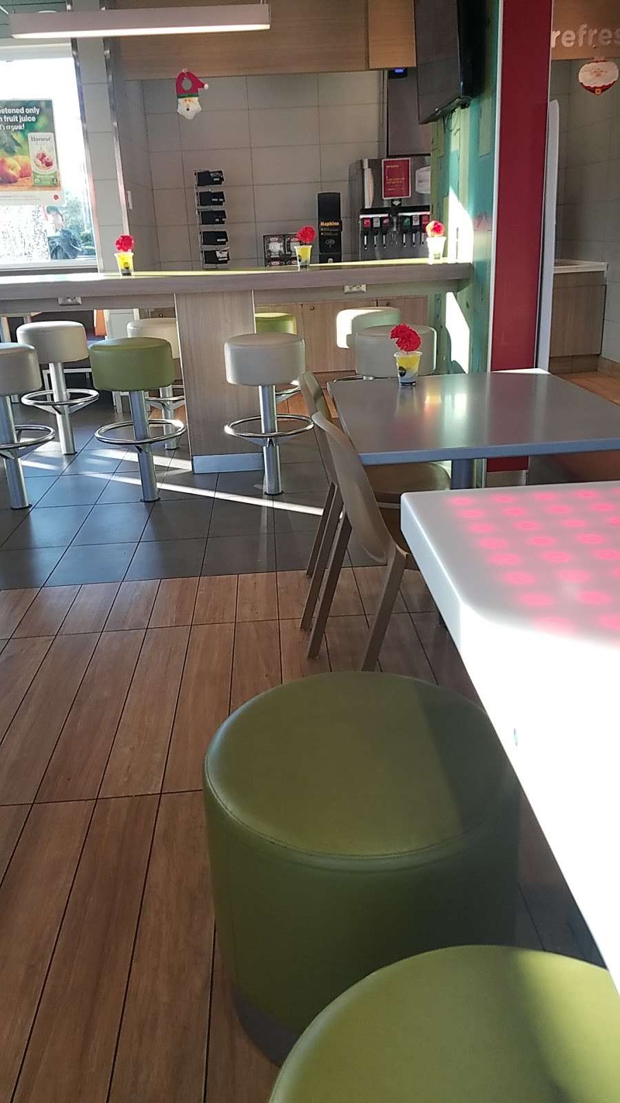 McDonalds | 1920 Wilcrest Dr, Houston, TX 77042, USA | Phone: (713) 952-7322