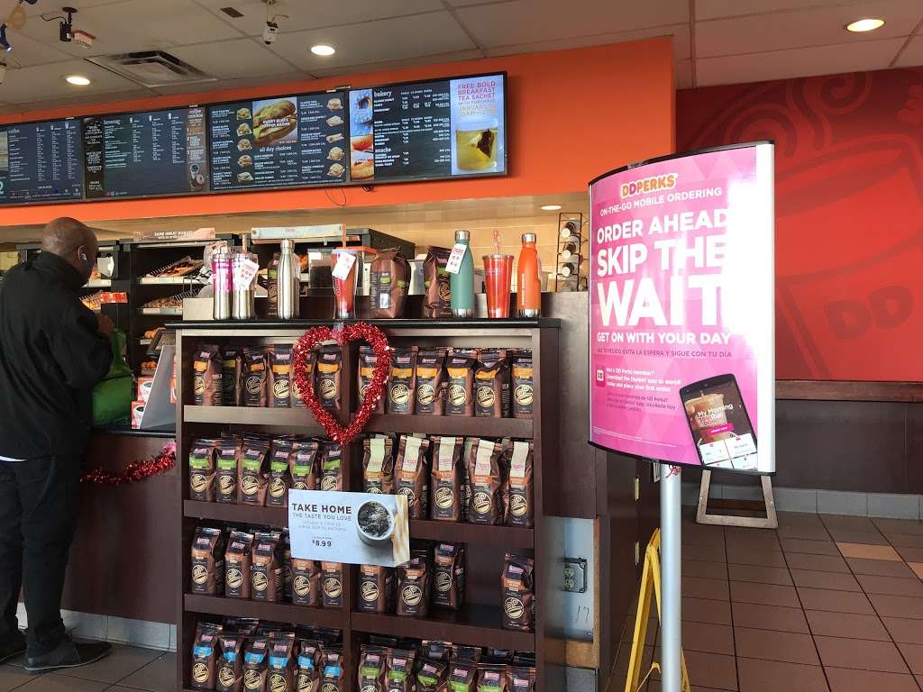 Dunkin Donuts | 1456 FL-7, Margate, FL 33063, USA | Phone: (954) 972-1205