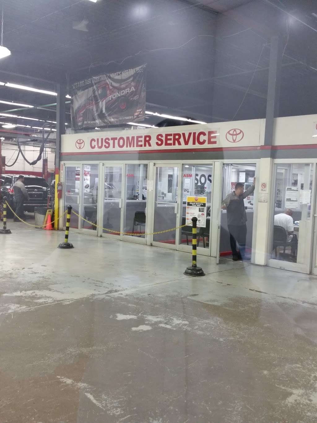 City World Toyota - Service Center | 3860 Boston Rd, The Bronx, NY 10469, USA | Phone: (718) 655-1800