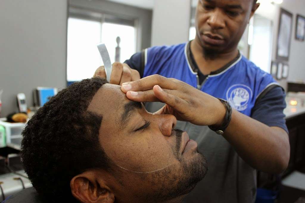 Headlines Barber Shop | 5309 E Independence Blvd, Charlotte, NC 28212, USA | Phone: (704) 537-1510