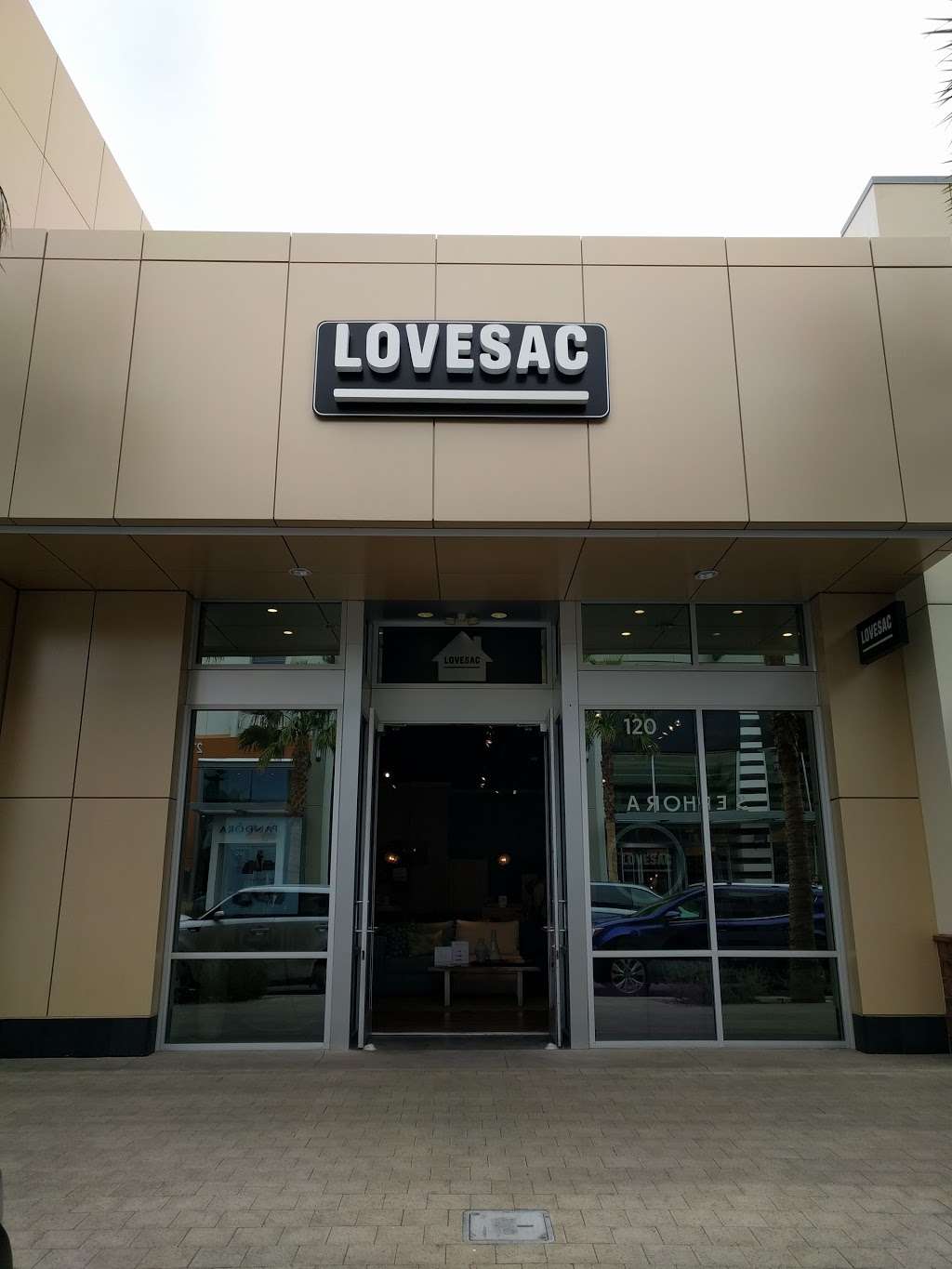 Lovesac | 2120 Festival Plaza Dr, Las Vegas, NV 89135, USA | Phone: (702) 363-0141