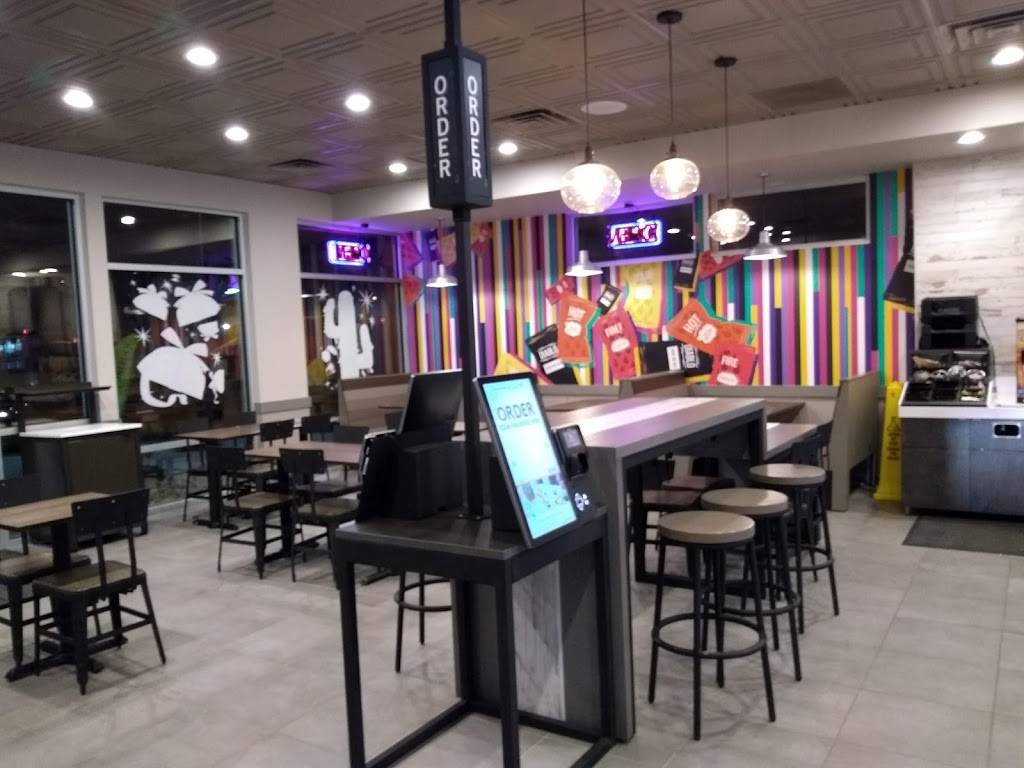 Taco Bell | 4443 Blue Pkwy Rd, Kansas City, MO 64130, USA | Phone: (816) 601-0903