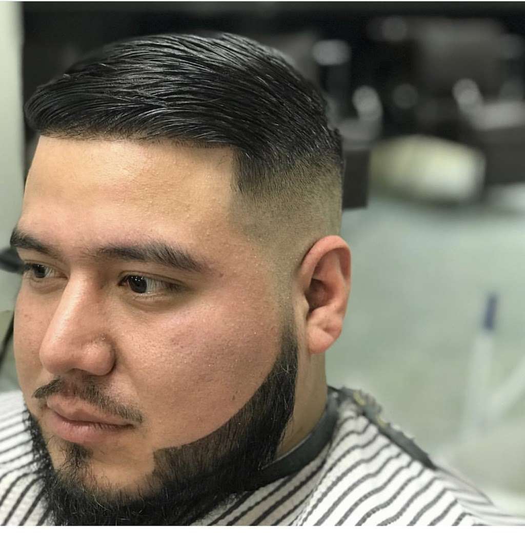 Big League Barbershop | 110 S Alexander Dr, Baytown, TX 77520, USA | Phone: (281) 515-3093