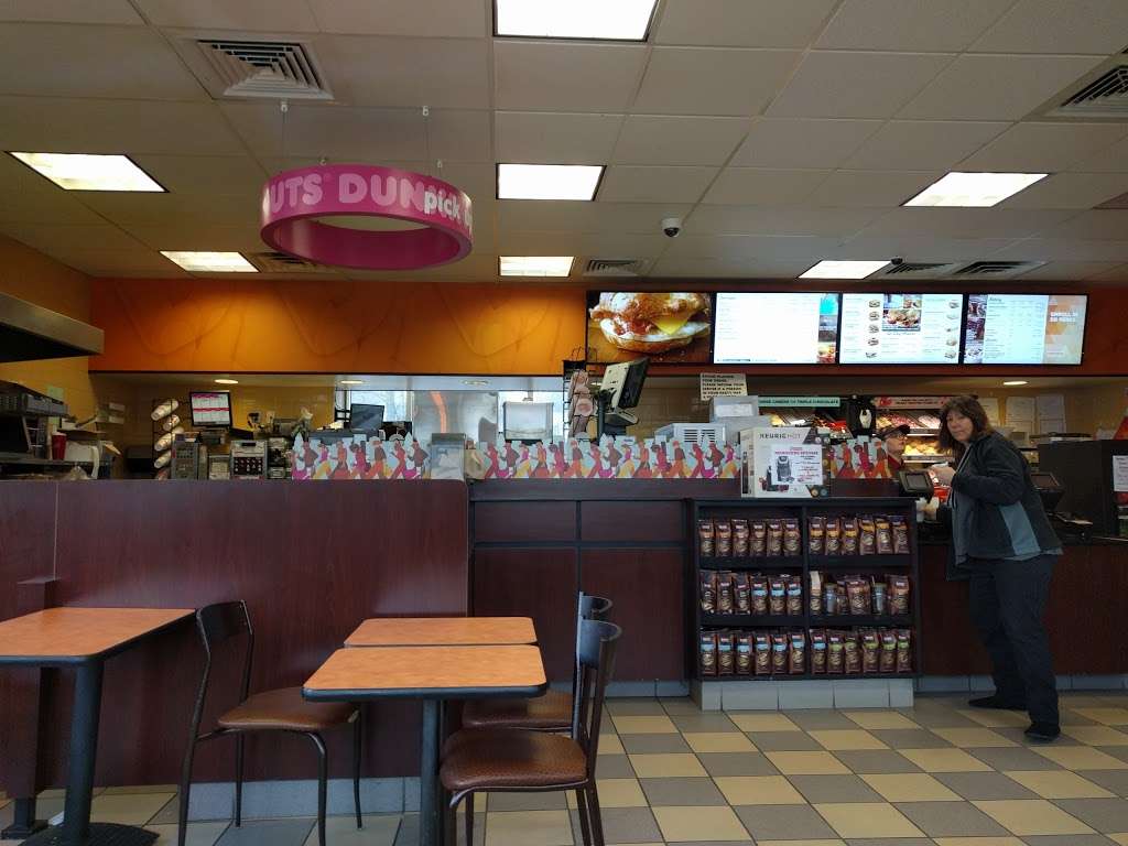 Dunkin | 811 Bedford St, Whitman, MA 02382, USA | Phone: (781) 447-5197