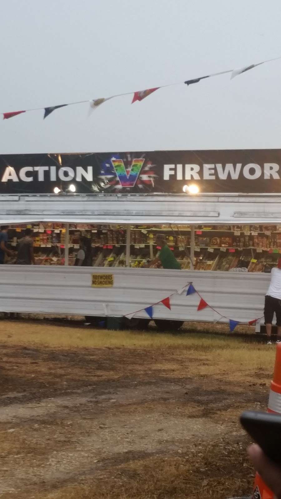 Action V Fireworks | 12812-12414 E Charles William Anderson Loop, Atascosa, TX 78002, USA