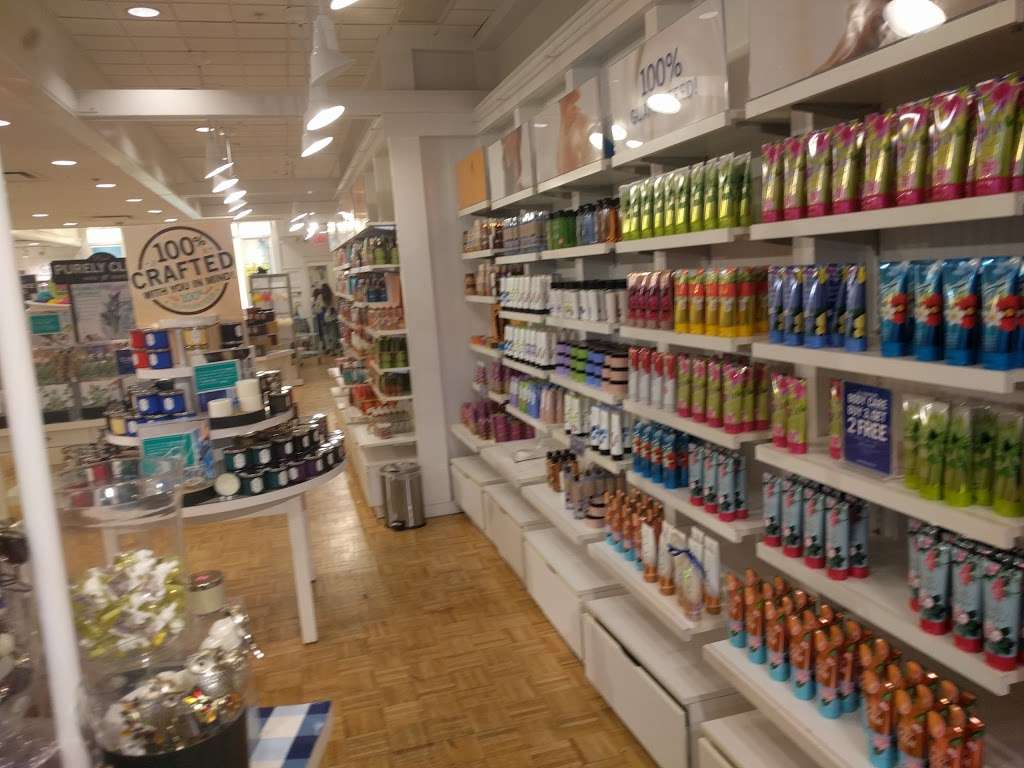 Bath & Body Works | 20934 Frederick Rd, Germantown, MD 20876, USA | Phone: (301) 528-6139