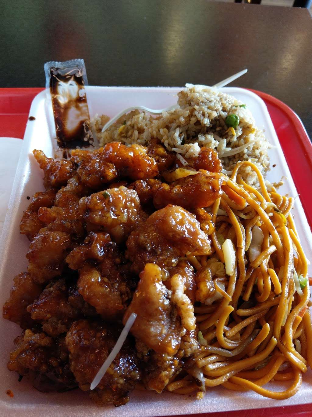 Twin Dragon | 1722 N Placentia Ave, Fullerton, CA 92831, USA | Phone: (714) 524-3888