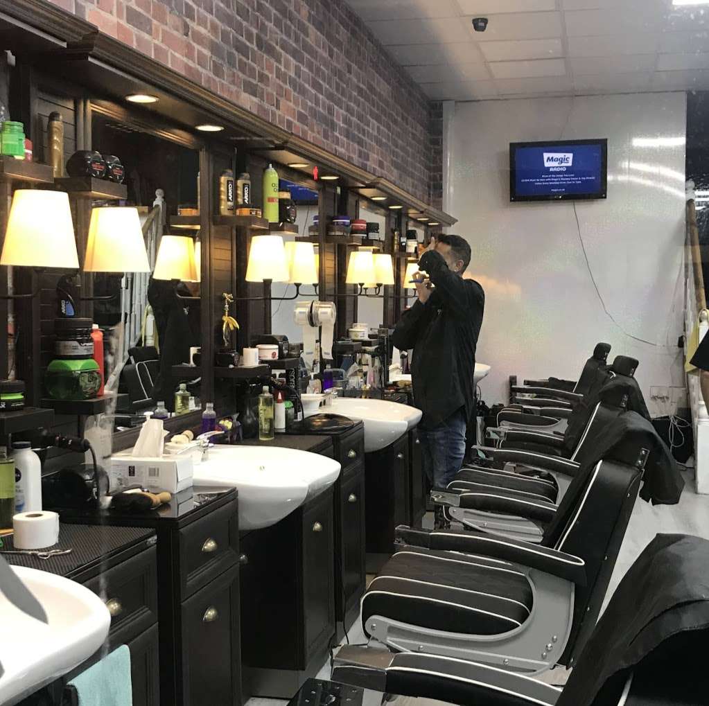 Perry Barbers | 21 Perry St, Northfleet, Gravesend DA11 8RA, United Kingdom | Phone: 01474 744374