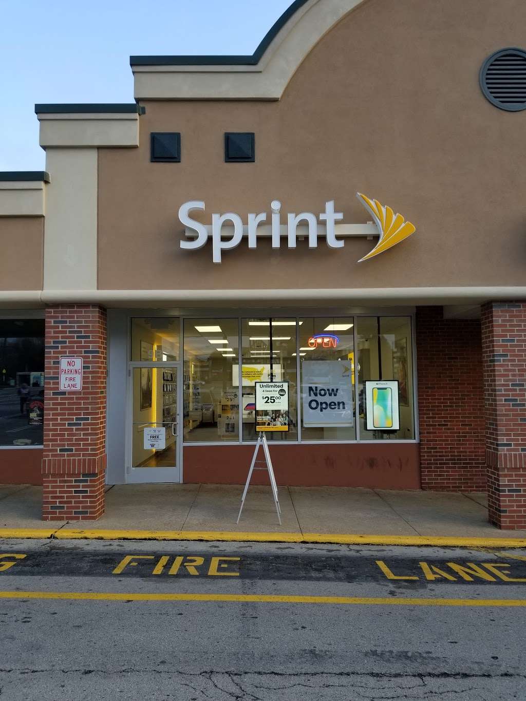 Sprint Store | 7162 Ridge Ave Ste 9B, Philadelphia, PA 19128, USA | Phone: (267) 513-8546