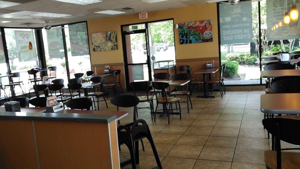 Jack in the Box | 165 Oyster Creek Dr, Lake Jackson, TX 77566, USA | Phone: (979) 583-2187