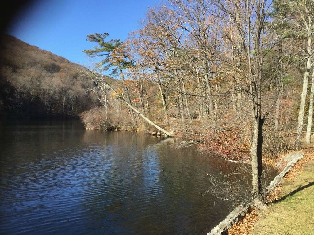 Major Welch Trail Head | Major Welch Trail, Tomkins Cove, NY 10986, USA