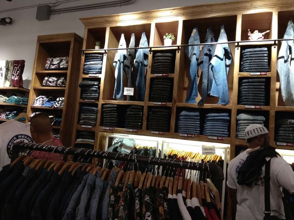 True Religion | 100 Citadel Outlets, #541, Commerce, CA 90040, USA | Phone: (323) 721-1103