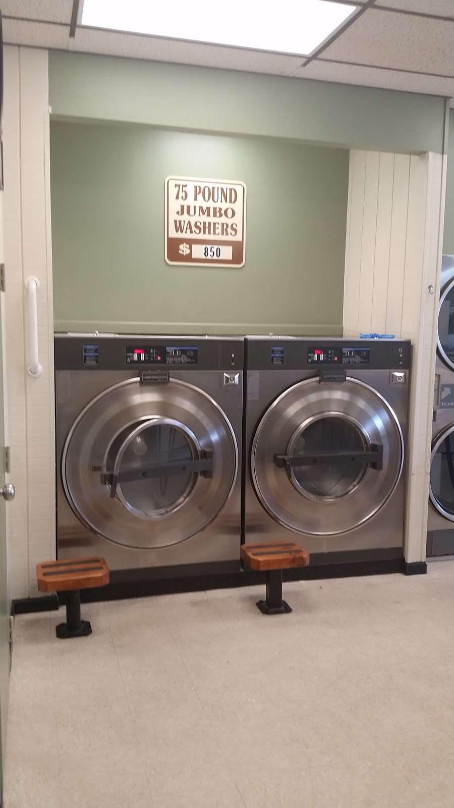 Boulevard Laundromat | 574 NW Blvd, Vineland, NJ 08360, USA | Phone: (856) 696-1761