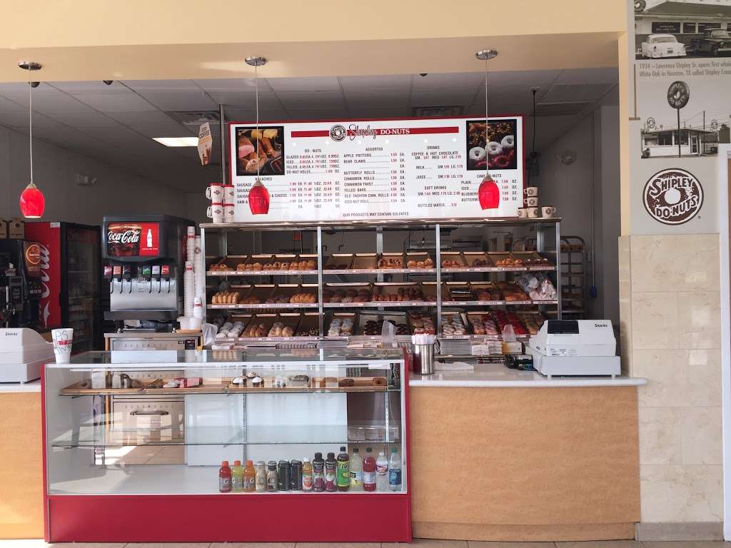 Shipley Do-Nuts | 9011 Hwy 6, Missouri City, TX 77459, USA | Phone: (281) 778-2444