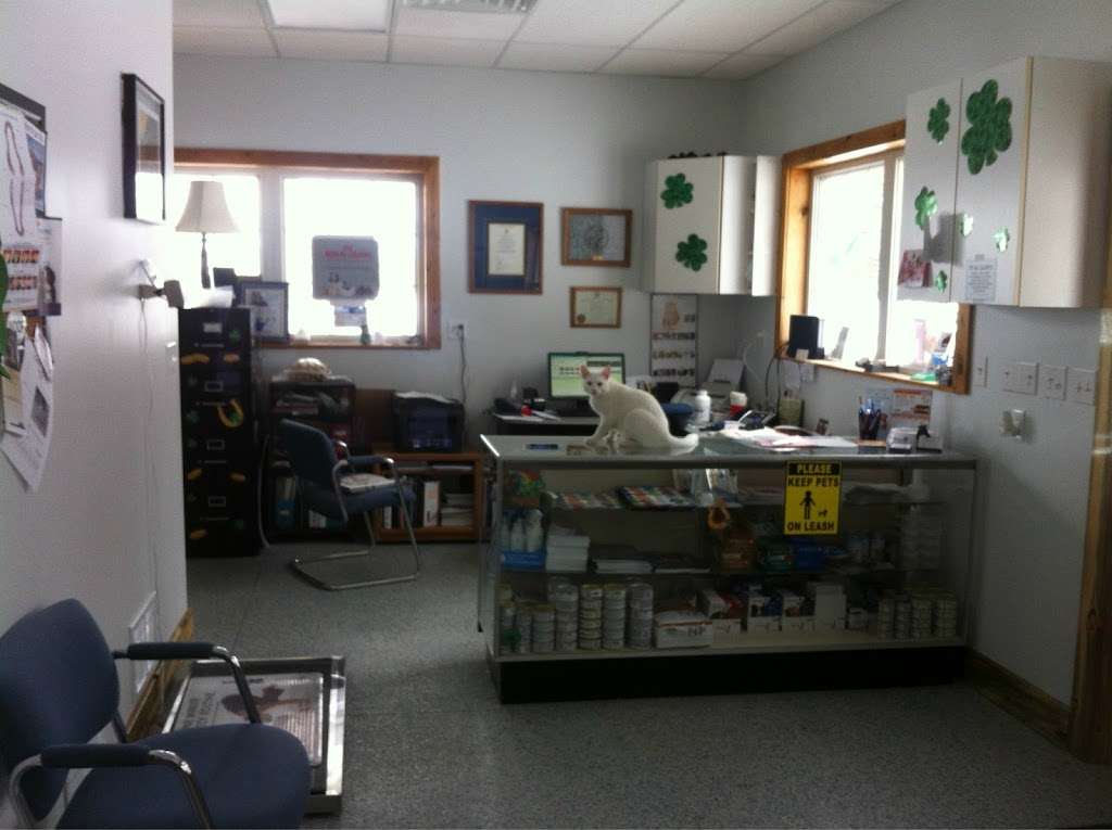 Caledonia Veterinary Clinic | 4338 WI-38, Franksville, WI 53126, USA | Phone: (262) 681-8000