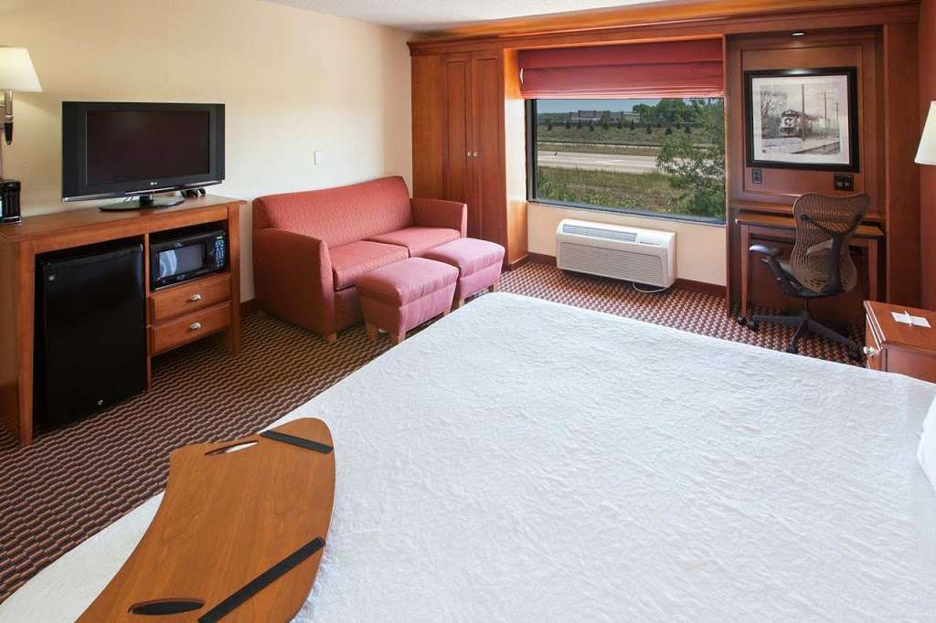 Hampton Inn Joliet - I-80 | 1521 Riverboat Center Dr, Joliet, IL 60436, USA | Phone: (815) 725-2424