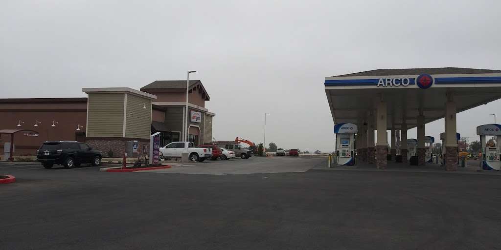 Arco Gas | 8250 Mission Boulevard, Jurupa Valley, CA 92509, USA | Phone: (951) 361-9414