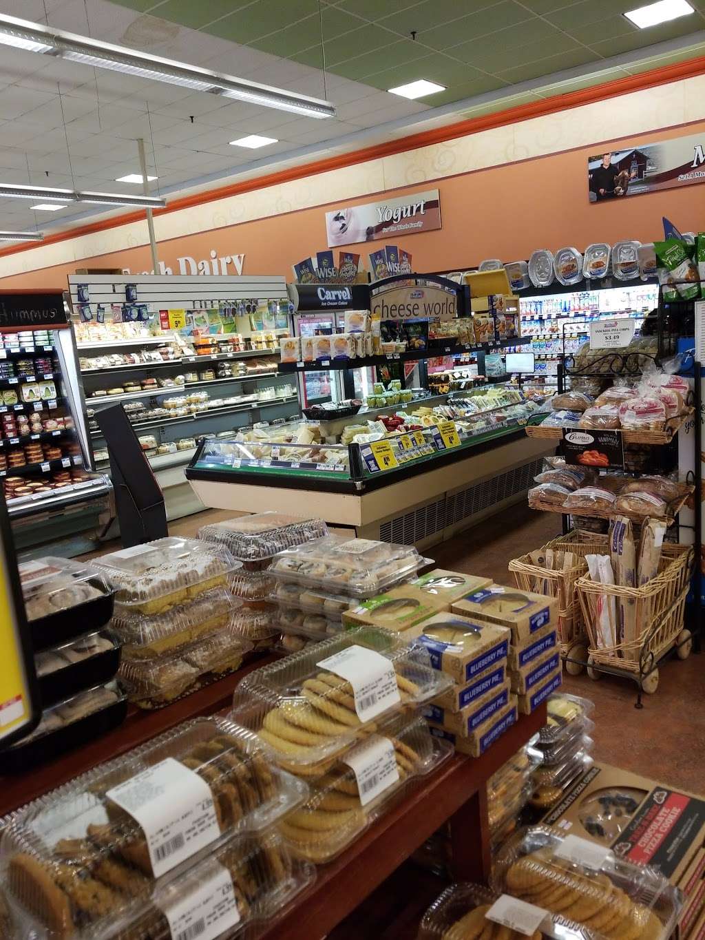 Super Foodtown of North Arlington | 1 Schuyler Ave, North Arlington, NJ 07031, USA | Phone: (201) 643-7016