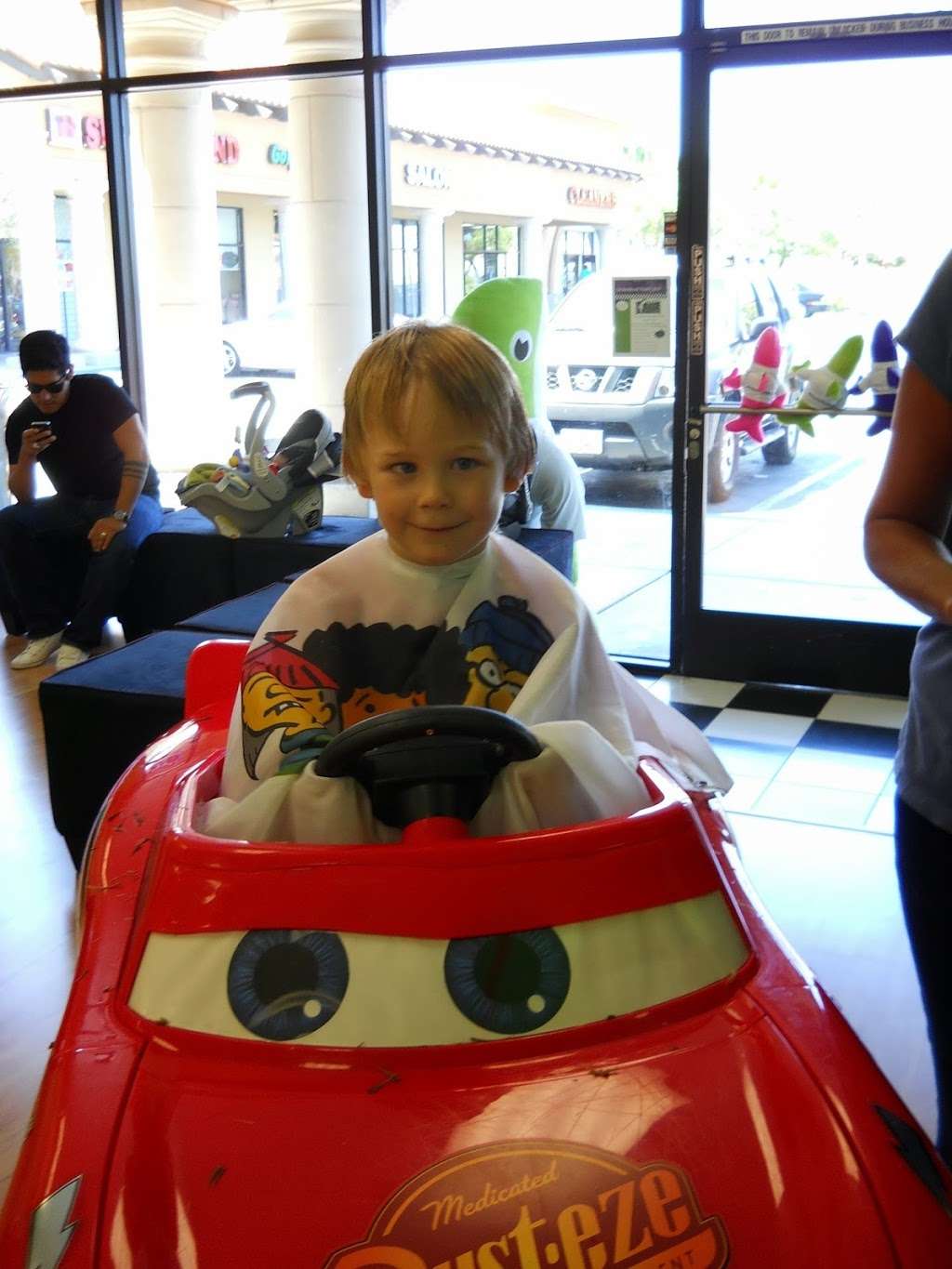 Sharkeys Cuts for Kids - Oceanside | 4635 Frazee Rd Suite B, Oceanside, CA 92057, USA | Phone: (760) 722-2887