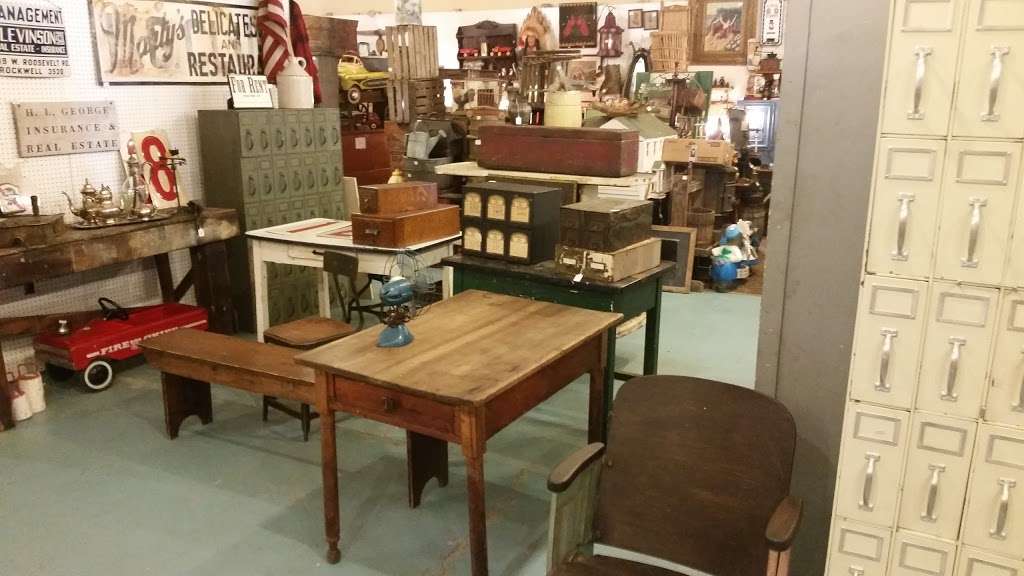 Plains Antiques and Home Furnishings | 29 E Carey St, Wilkes-Barre, PA 18705, USA | Phone: (570) 270-3107