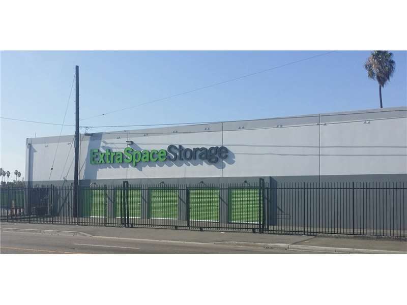 Extra Space Storage | 1701 W Slauson Ave, Los Angeles, CA 90047, USA | Phone: (323) 295-8500