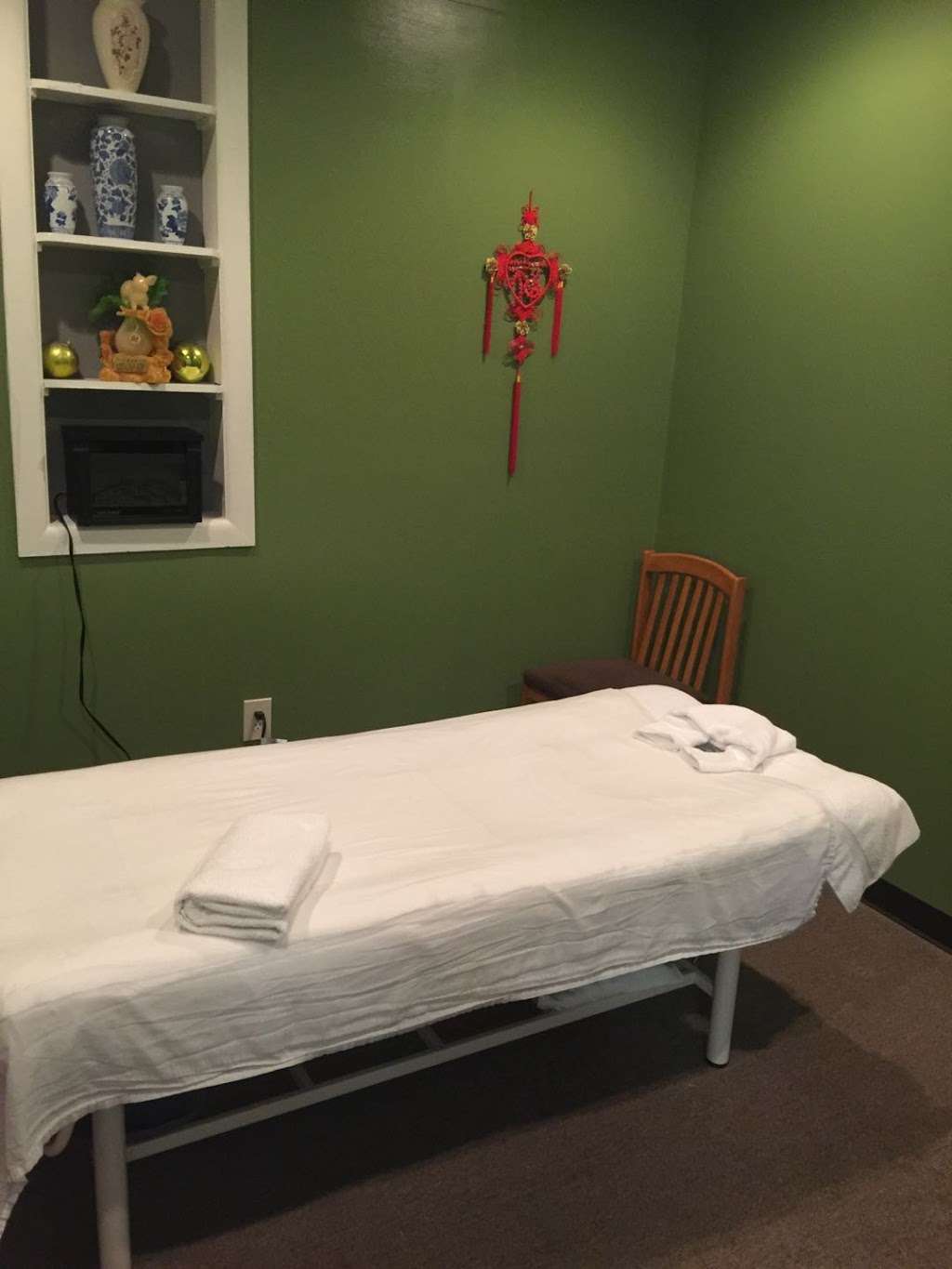 Ocean Spa | 610 E 99th St, Kansas City, MO 64131, USA | Phone: (816) 812-3288