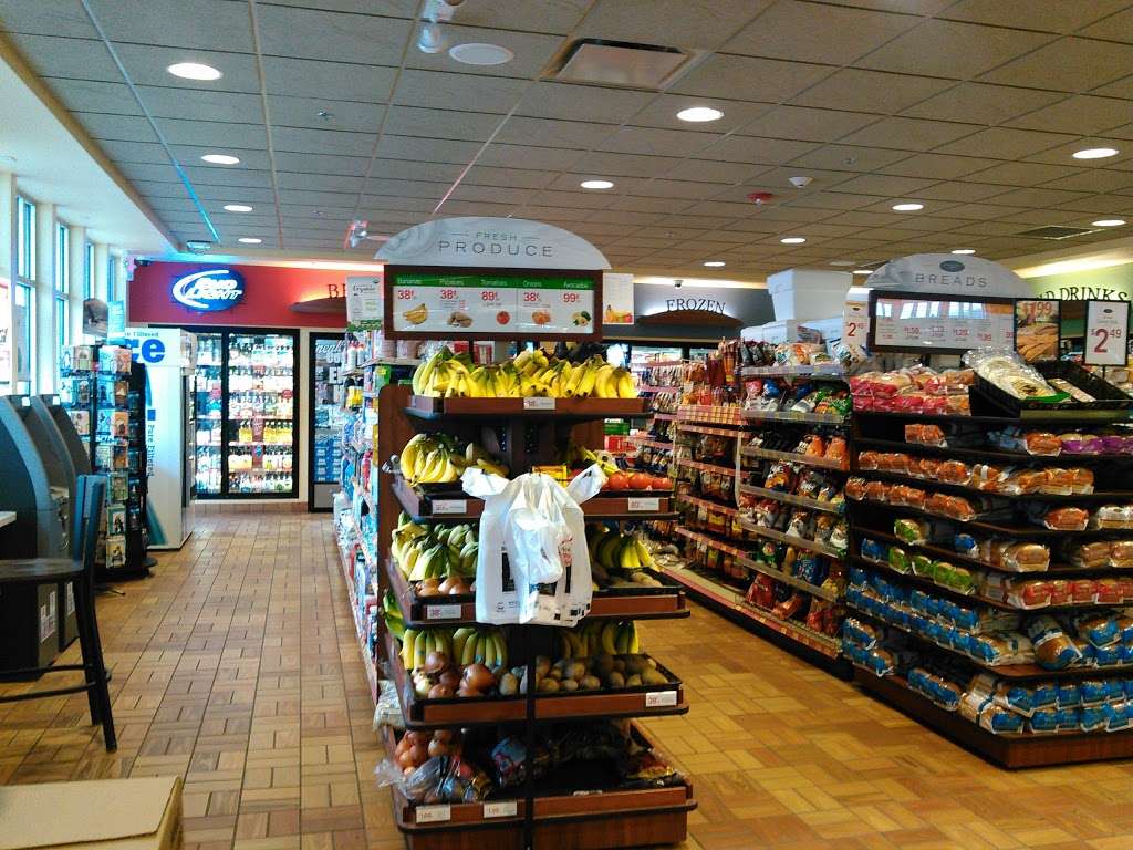 Kwik Trip | 9535 South 13th Street, Oak Creek, WI 53154, USA | Phone: (414) 762-2370