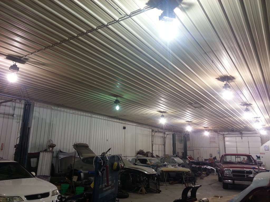 T & R Auto Body | 6552 Osborn Ave, Hammond, IN 46320, USA | Phone: (219) 845-8022