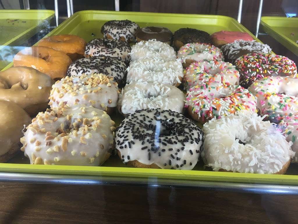 Ducks Donuts | 2307 S Bristol St, Santa Ana, CA 92704, USA | Phone: (714) 966-0812