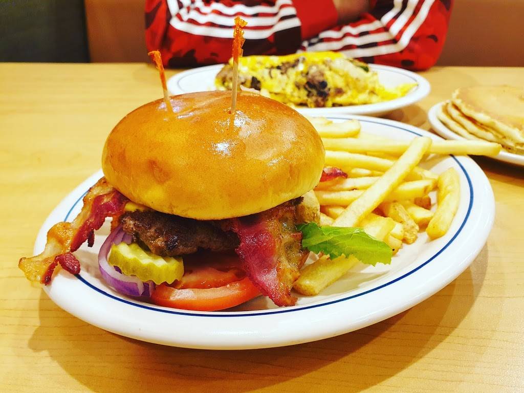 IHOP | 2310 Stemmons Trail, Dallas, TX 75220, USA | Phone: (214) 358-5599