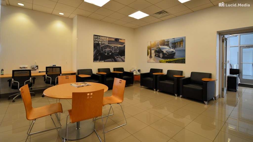 Star Buick GMC | 260 Country Club Rd, Easton, PA 18045, USA | Phone: (610) 258-3800