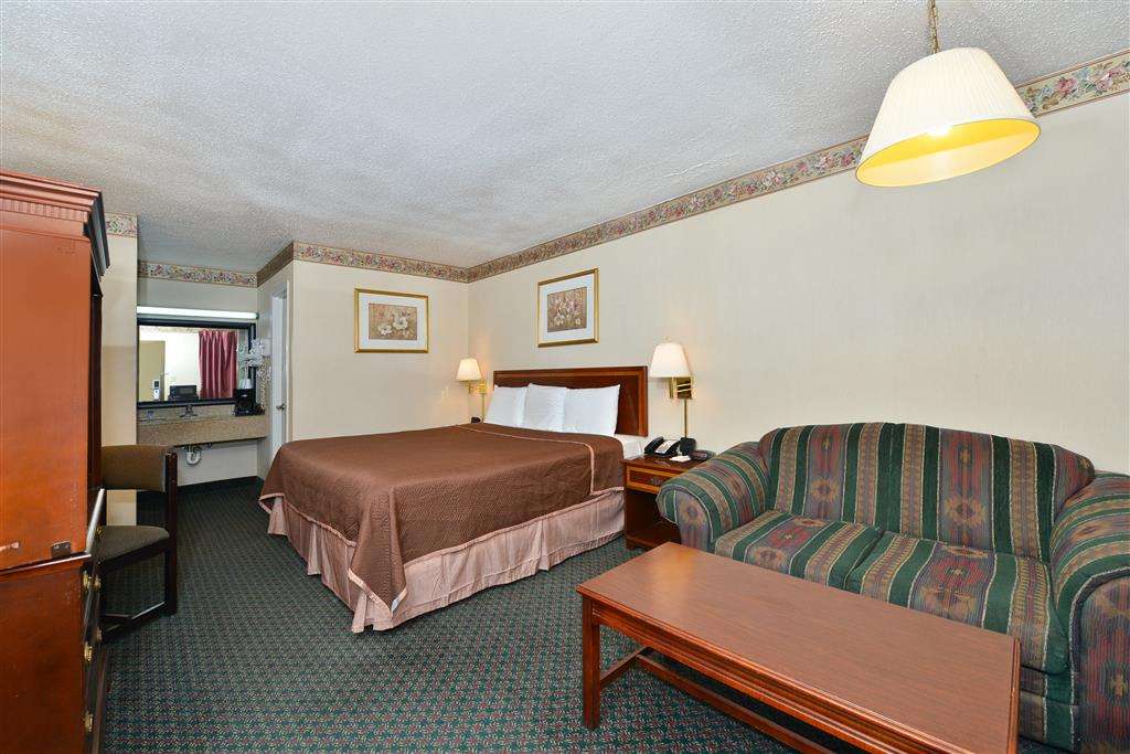 Americas Best Value Inn - Fredericksburg North | 605 Warrenton Rd, Fredericksburg, VA 22406, USA | Phone: (540) 371-6300