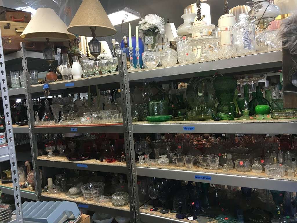 Estate Sale Emporium | 1271 Alturas Rd, Fallbrook, CA 92028, USA | Phone: (760) 500-1723