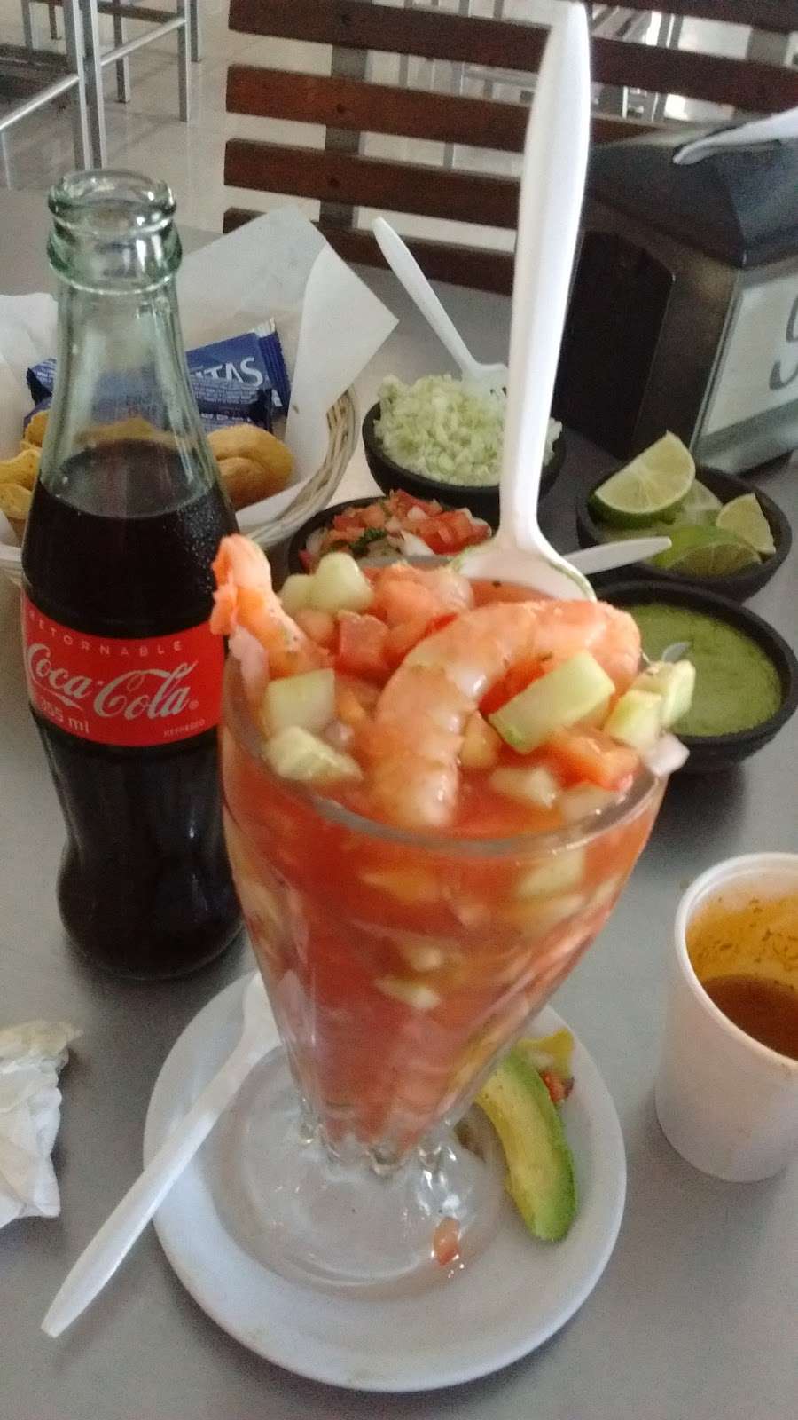 Mariscos El Mazateño Tijuana | Int 20-22, Blvd. Industrial 19075, Cd Industrial, 22444 Tijuana, B.C., Mexico | Phone: 664 449 8267