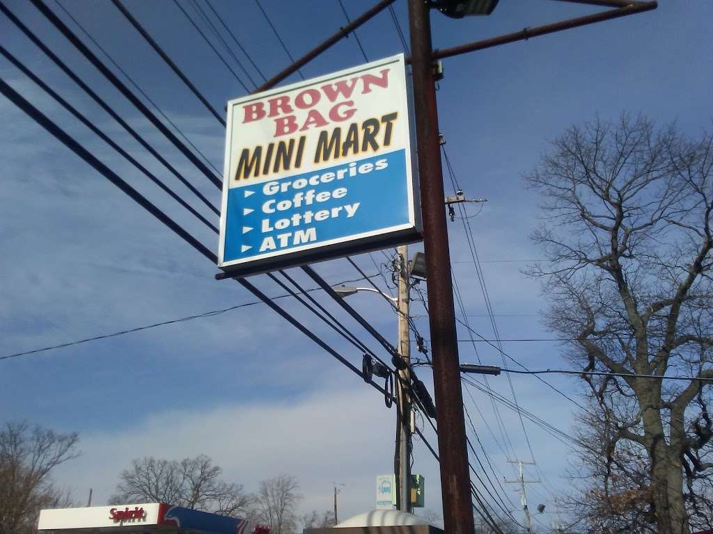 Brown Bag Mini Mart | 297 Spotswood Englishtown Rd, Monroe Township, NJ 08831, USA | Phone: (732) 251-2926