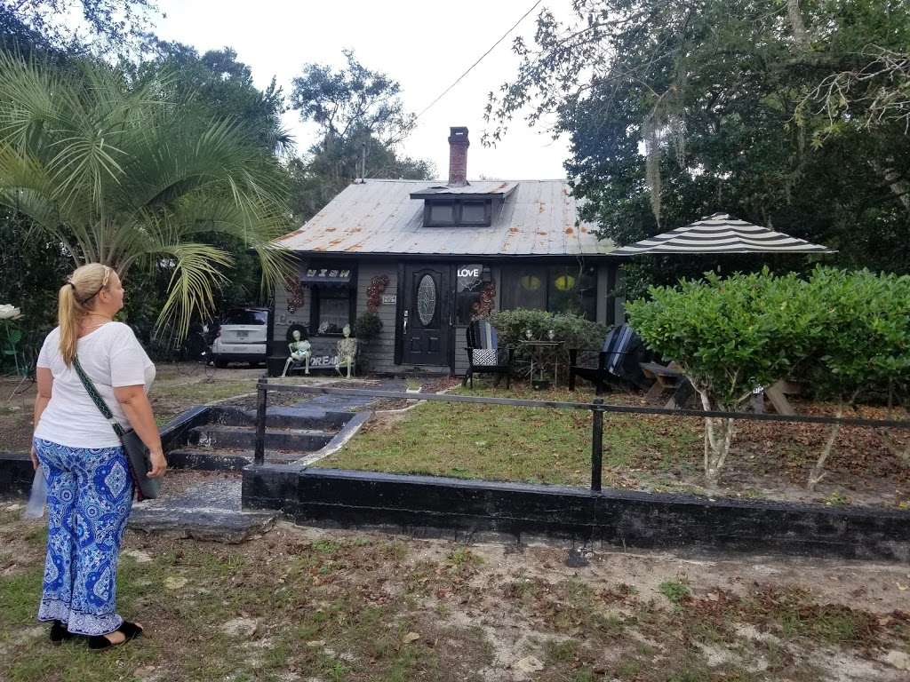 Cassadaga Raven Star Psychic Witch | 1079 Marion St, Lake Helen, FL 32744, USA | Phone: (386) 259-0292