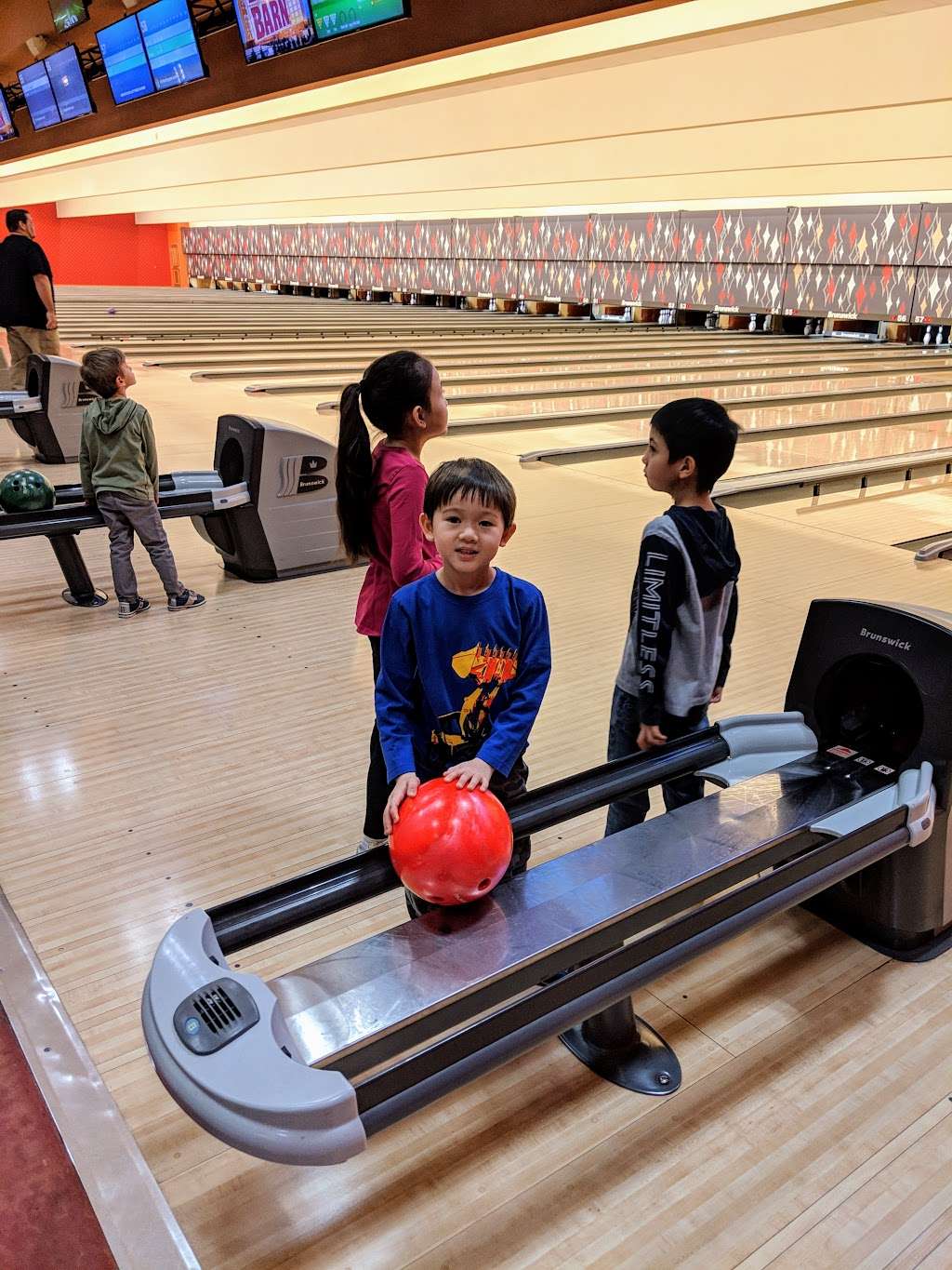 South Point Bowling Center | 9777 S Las Vegas Blvd, Las Vegas, NV 89183, USA | Phone: (702) 797-8080