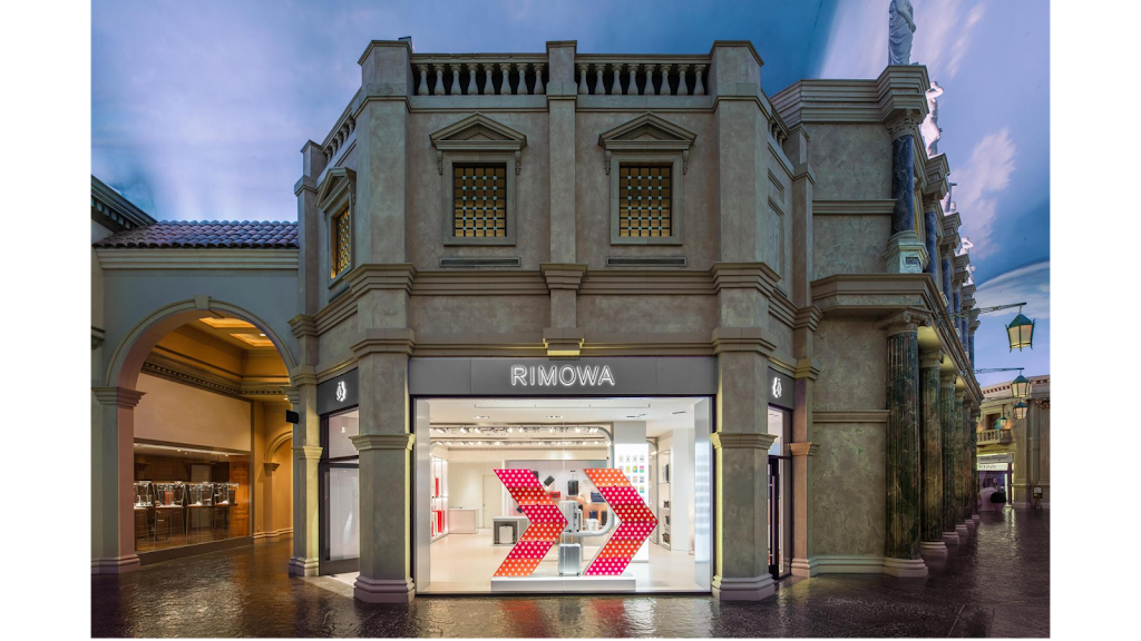 RIMOWA | The Forum Shops at Caesars, 3500 S Las Vegas Blvd, Las Vegas, NV 89109, USA | Phone: (702) 257-0550