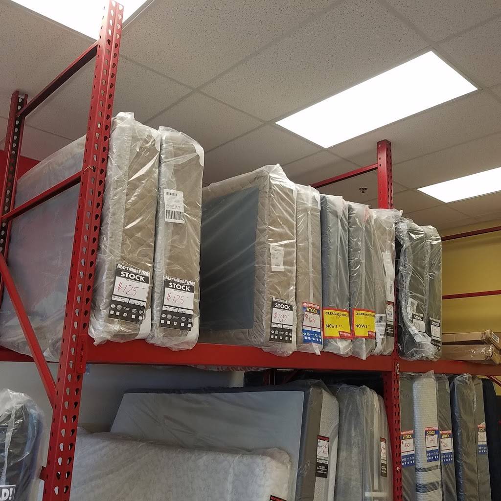 Mattress Firm Clearance Supercenter | 3825 Denmark Dr Suite 500, Council Bluffs, IA 51501, USA | Phone: (712) 256-5966