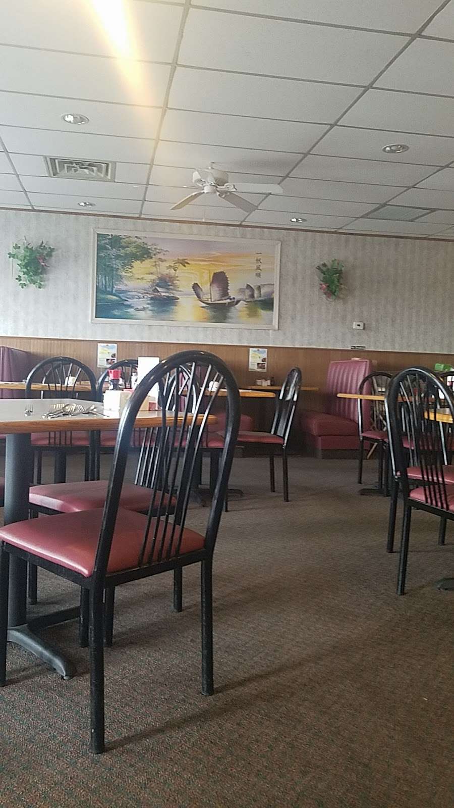 Crystal Island Chinese Restaurant | 3901-K E 112th Ave, Thornton, CO 80233, USA | Phone: (303) 452-7888