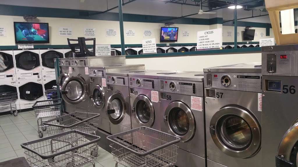 24 Hour Laundromat | 1000 Merrick Rd, Baldwin, NY 11510, USA