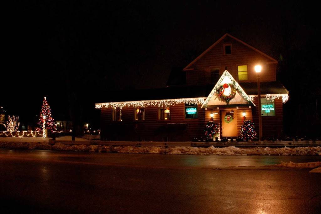 Jack Pandls Whitefish Bay Inn | 1319 E Henry Clay St, Whitefish Bay, WI 53217, USA | Phone: (414) 964-3800