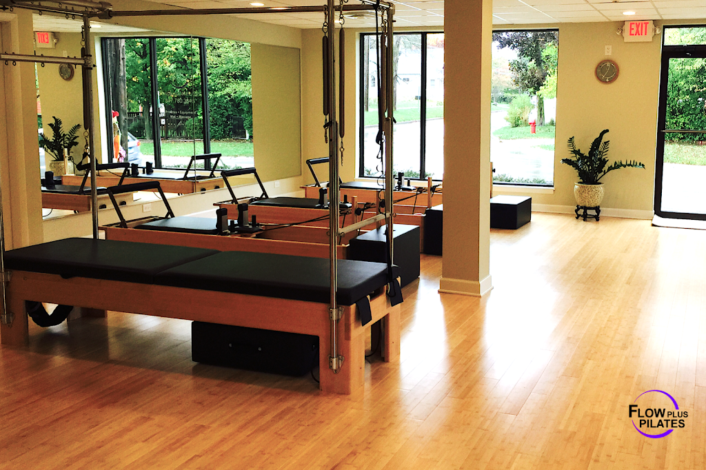 Flow Plus Pilates | 2580 Waukegan Ave, Highland Park, IL 60035, USA | Phone: (847) 780-3846