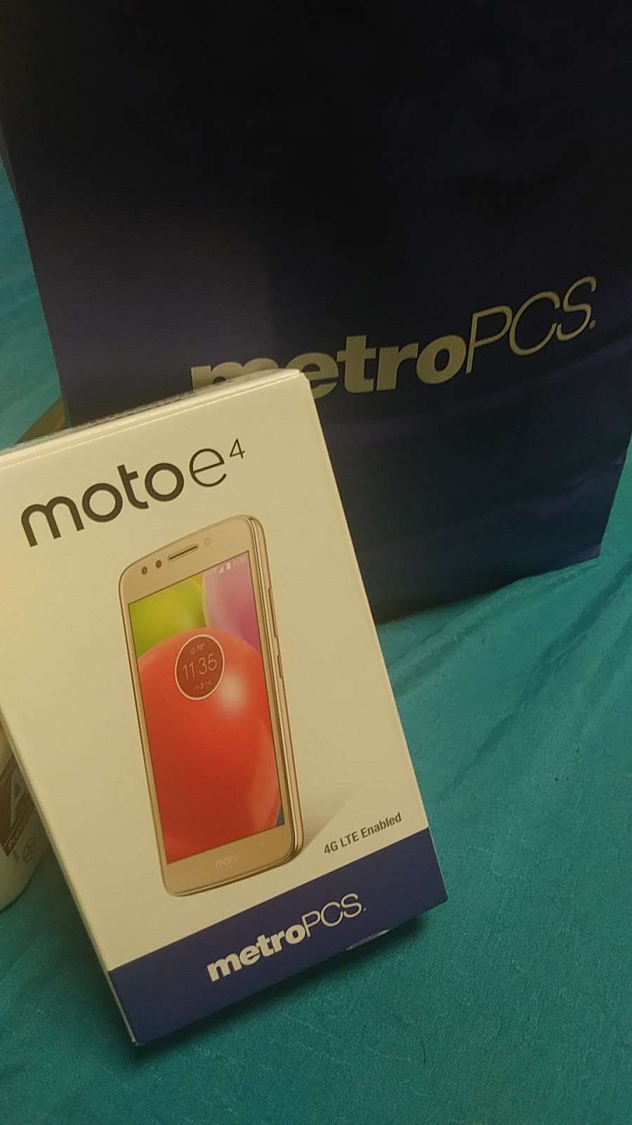 Metro by T-Mobile | 11725 Eastex Fwy, Houston, TX 77039, USA | Phone: (281) 617-7191