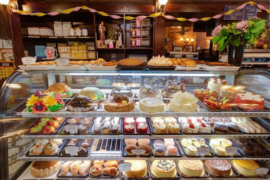 Pasticceria Monteleone BK | 355 Court St, Brooklyn, NY 11231, USA | Phone: (718) 852-5600