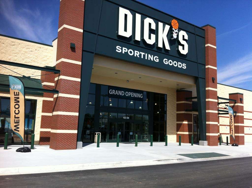 DICKS Sporting Goods | 4204 N Belt Hwy, St Joseph, MO 64506, USA | Phone: (816) 390-8088