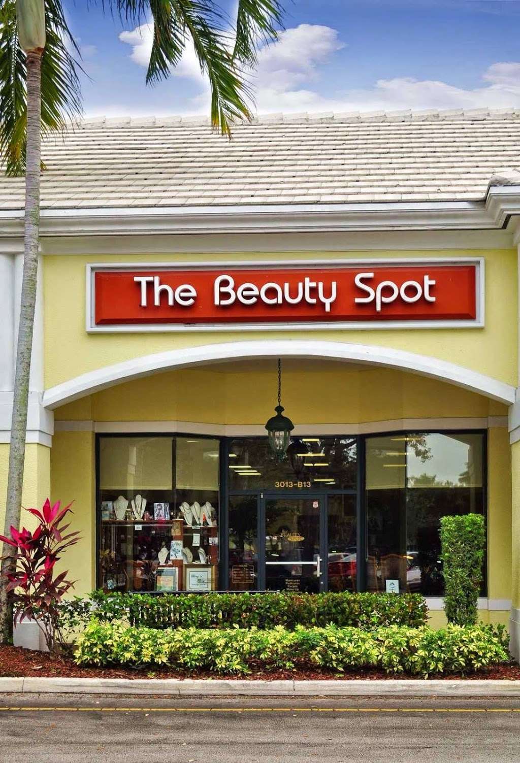 Boca Beauty Spot | 3013 Yamato Rd # B13, Boca Raton, FL 33434, USA | Phone: (561) 998-0773